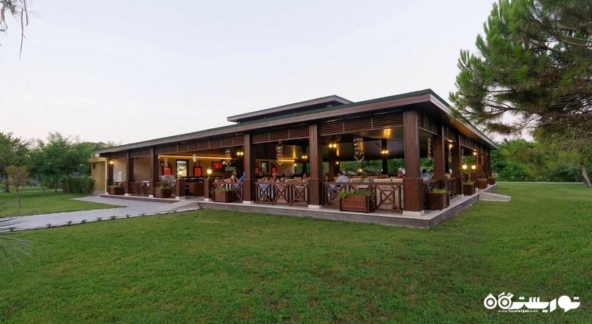 بار فضای باز هتل ونیزیا پلس دلوکس ریزورت	